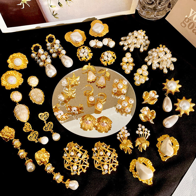 Vintage Gold Pearl Earrings Tassel Stud Earrings No Piercing Ear Clip