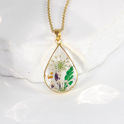 Natural dried flower specimen necklace