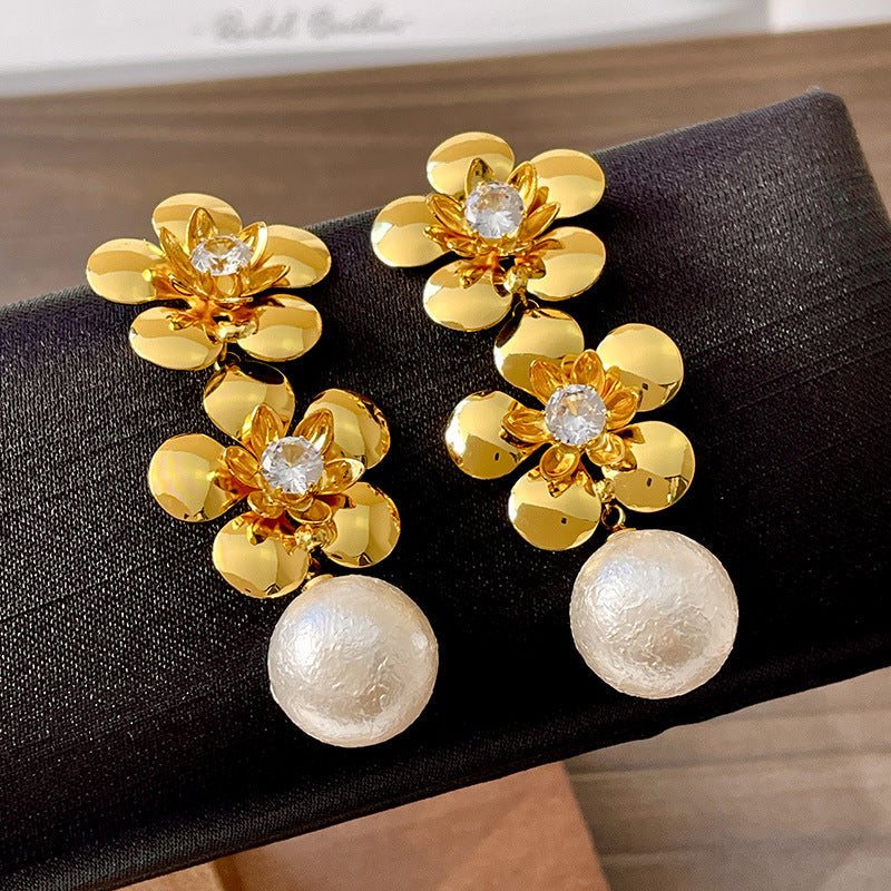 Vintage Gold Pearl Earrings Tassel Stud Earrings No Piercing Ear Clip