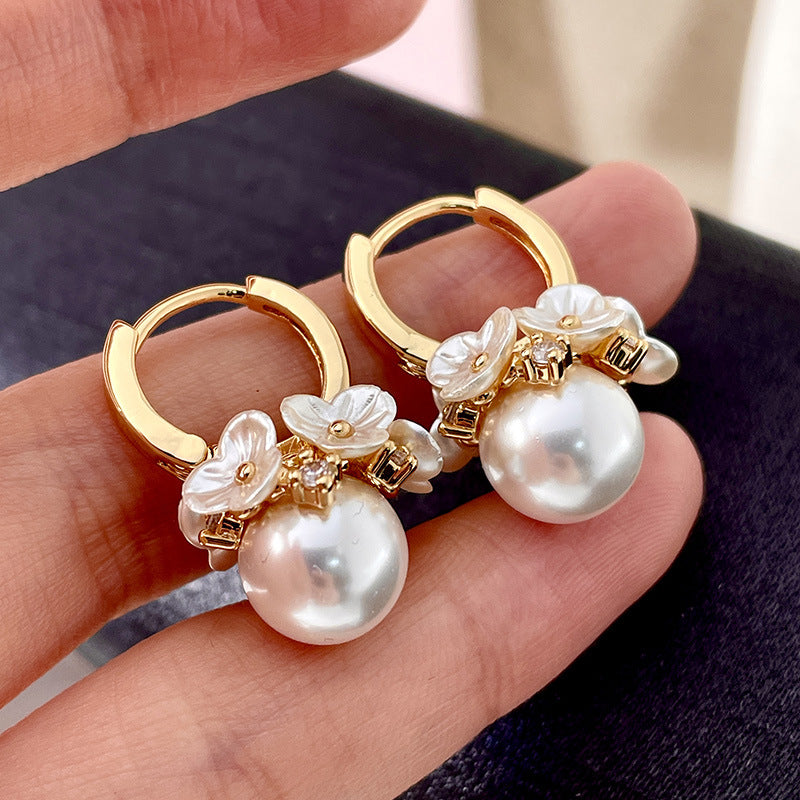 Vintage Gold Pearl Earrings Tassel Stud Earrings No Piercing Ear Clip