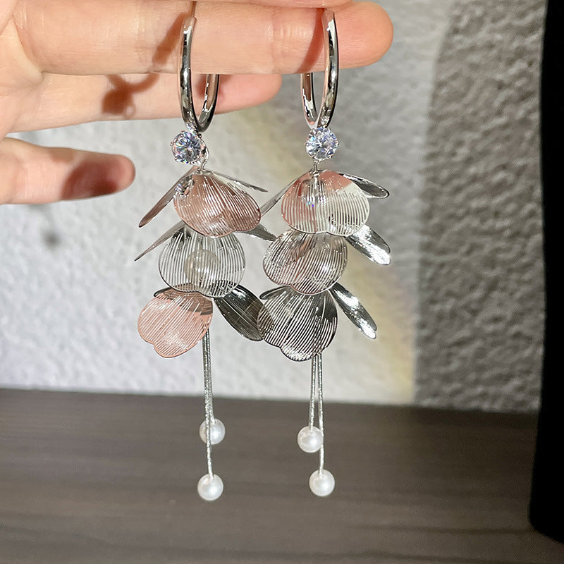 Vintage Gold Pearl Earrings Tassel Stud Earrings No Piercing Ear Clip