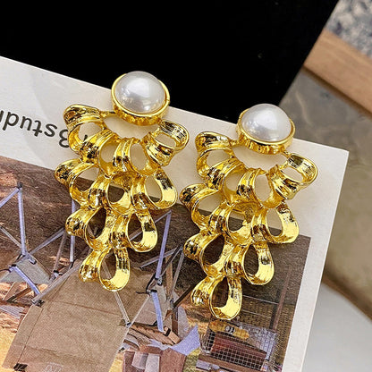 Vintage Gold Pearl Earrings Tassel Stud Earrings No Piercing Ear Clip