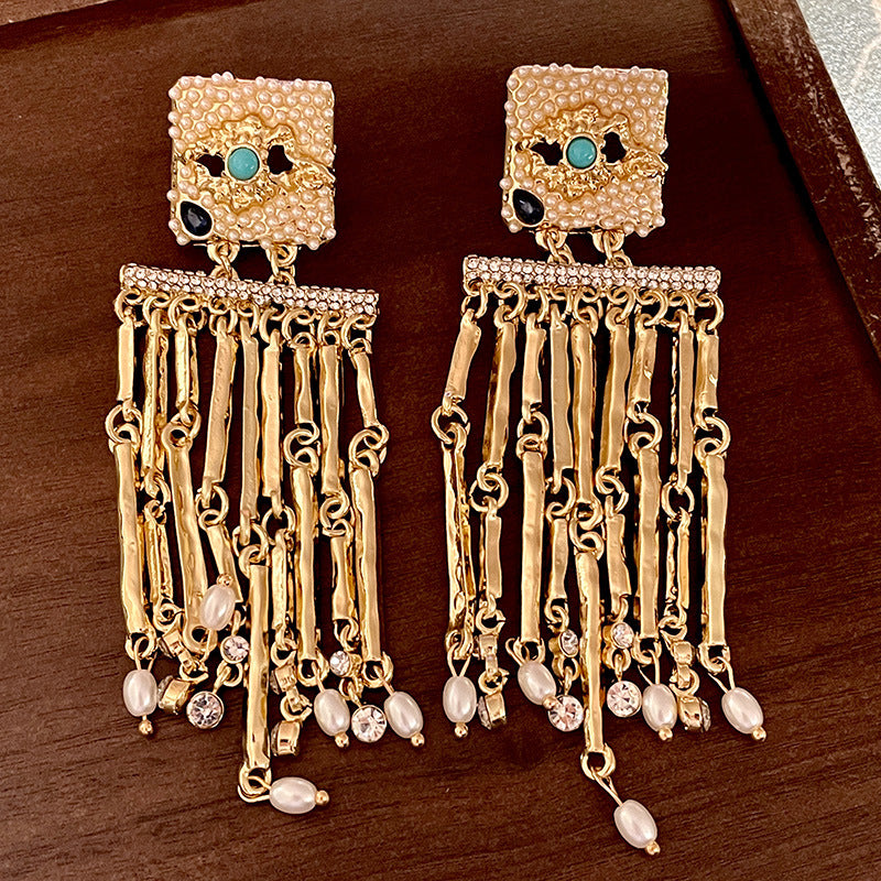 Vintage Gold Pearl Earrings Tassel Stud Earrings No Piercing Ear Clip