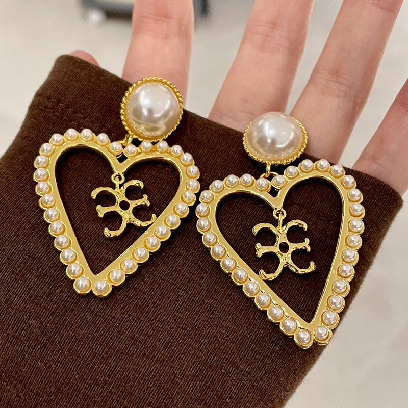 Vintage Gold Pearl Earrings Tassel Stud Earrings No Piercing Ear Clip