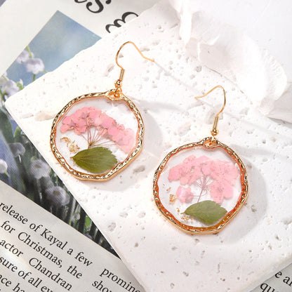 Irregular lace dried flower earrings