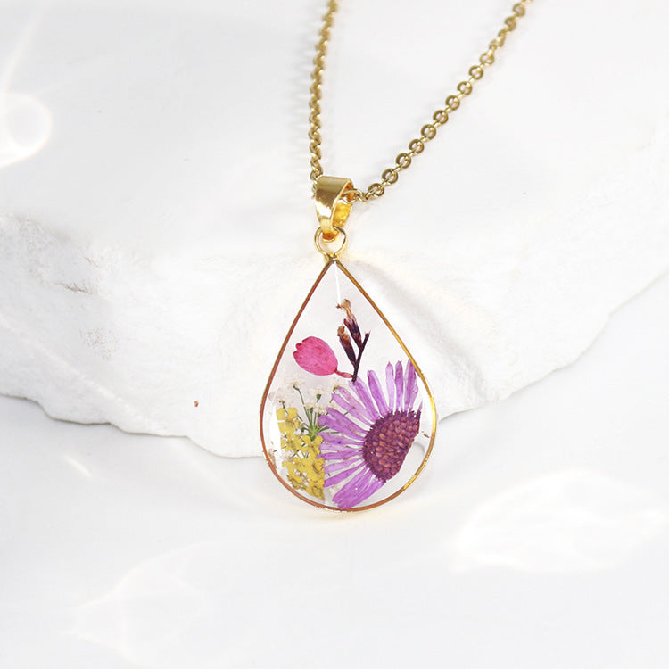 Natural dried flower specimen necklace